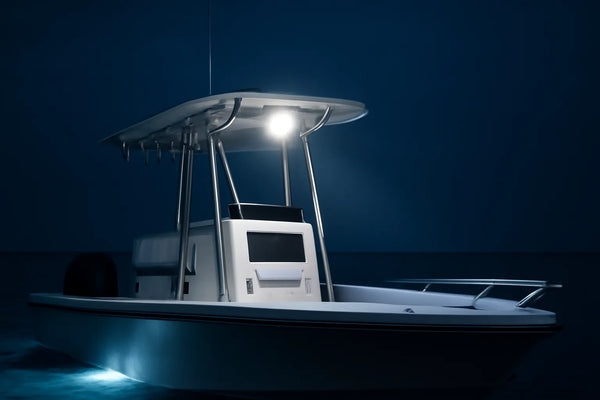 How to Pick the Right Spreader Light for Night Boating